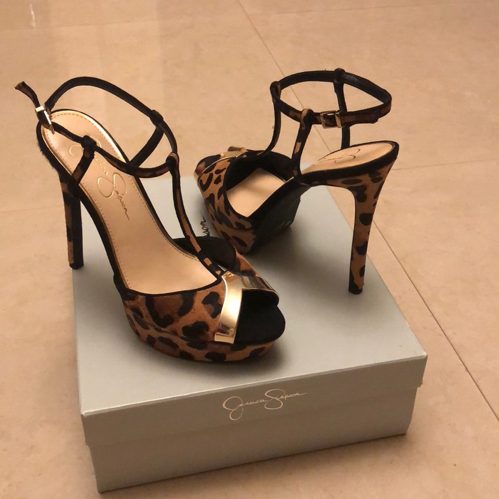 Leopard heels